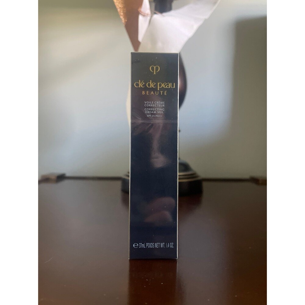 Clé de Peau Beauté Correcting Cream Veil SPF 25 PA++ Sealed